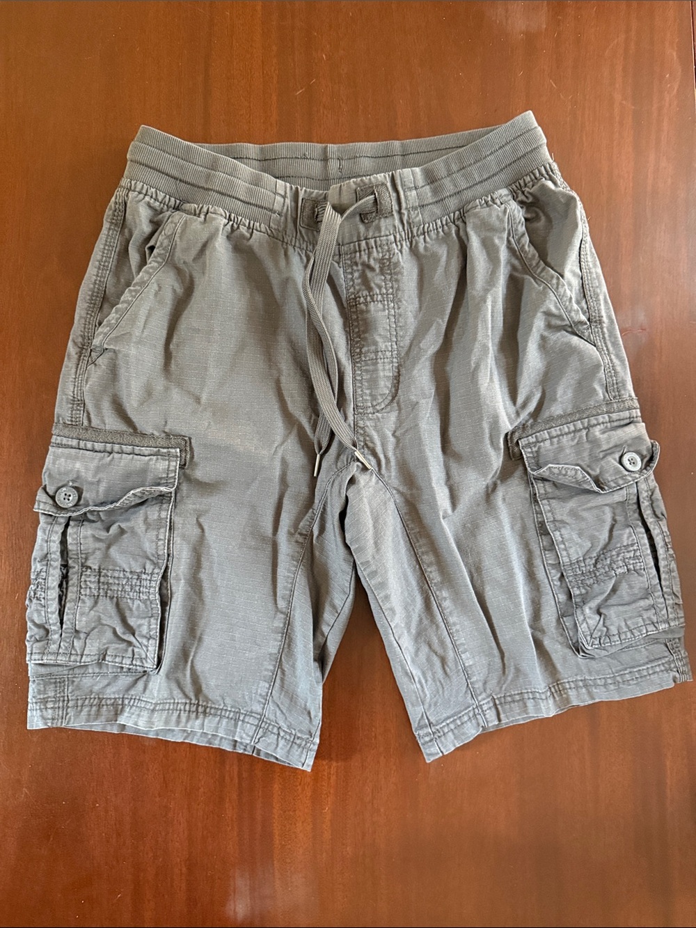 Men's Gray Cargo Shorts with Drawstring Waist